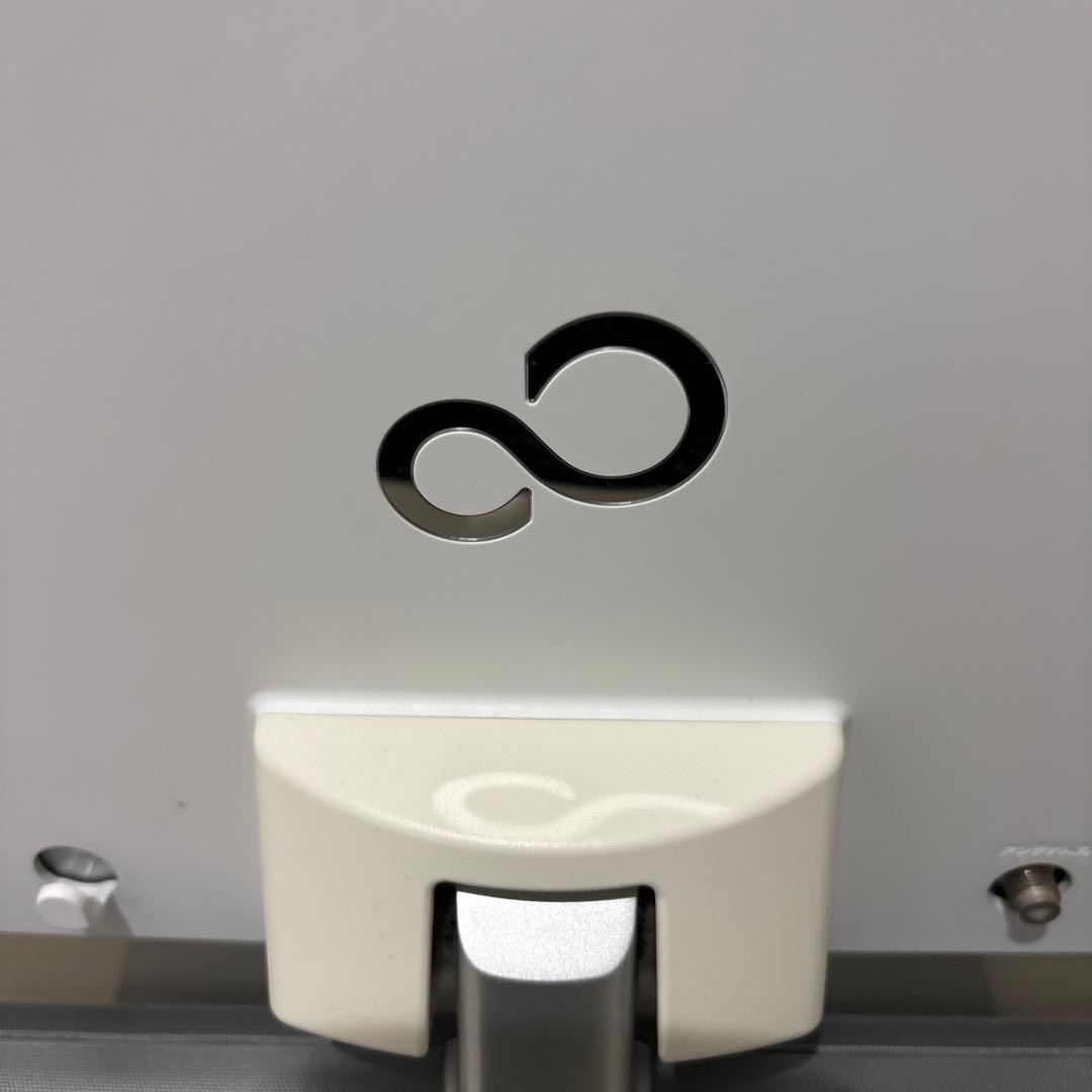 かぴばらくんの！ESPRIMO FMVF78LDWYジャンク現状渡し！