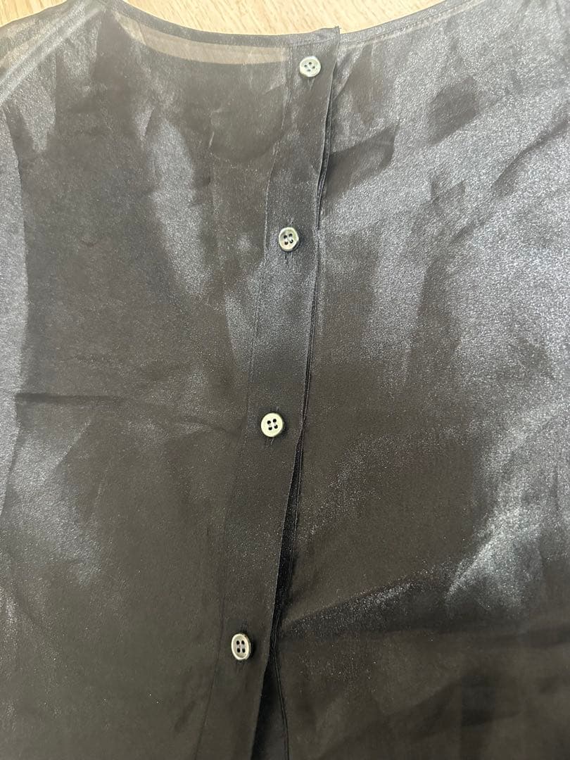 2025 aw noble ノーブル パールシアープリーツカフスブラウス 黒