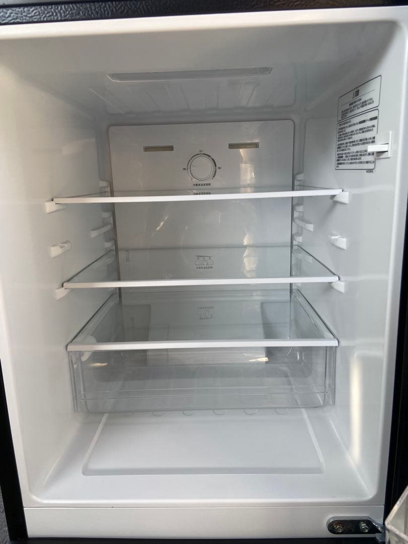 はちわれ Hisense 2024年製 135L 冷蔵庫 ブラック