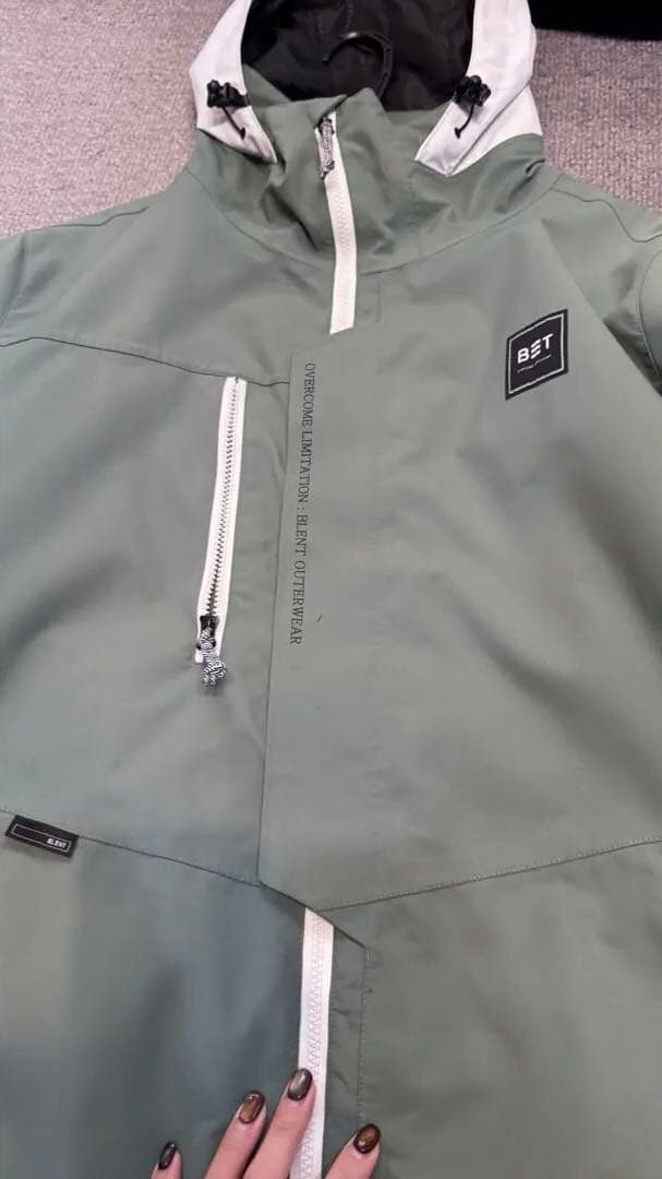 美品 BLENT スノーボードウェア 韓国