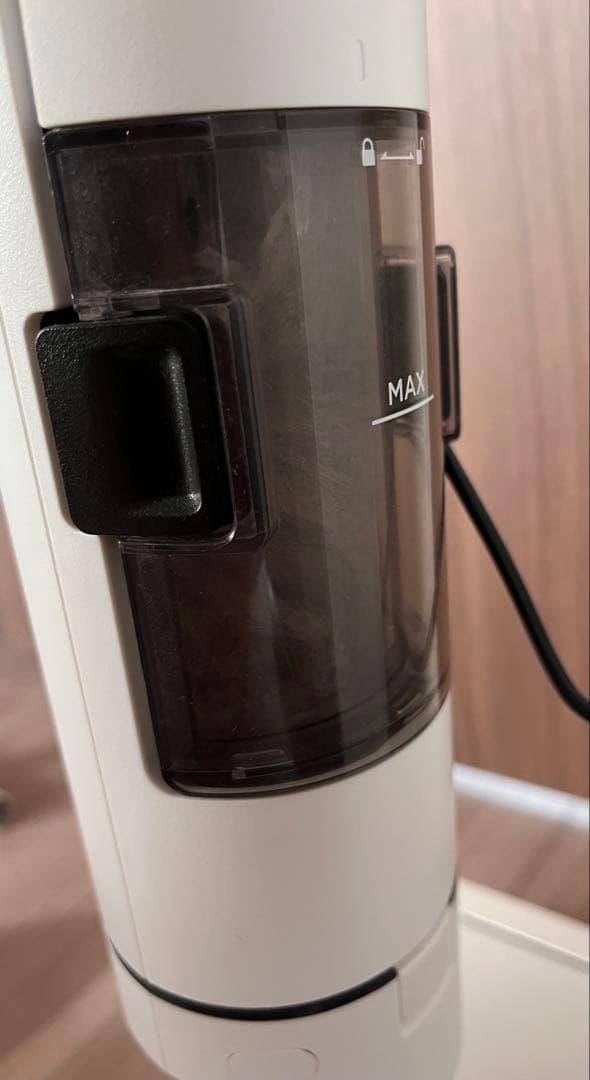 バルミューダ掃除機