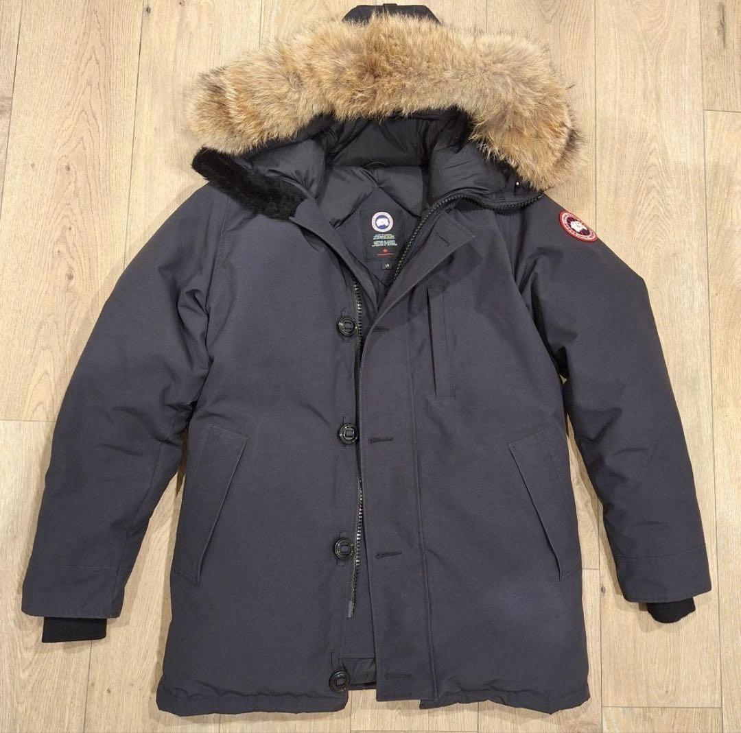 カナダグース ダウンジャケット