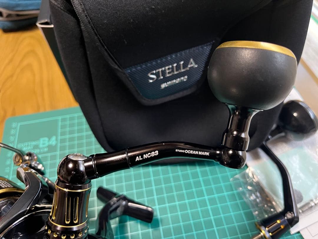 19ステラSW 8000HG パワーハンドル付き