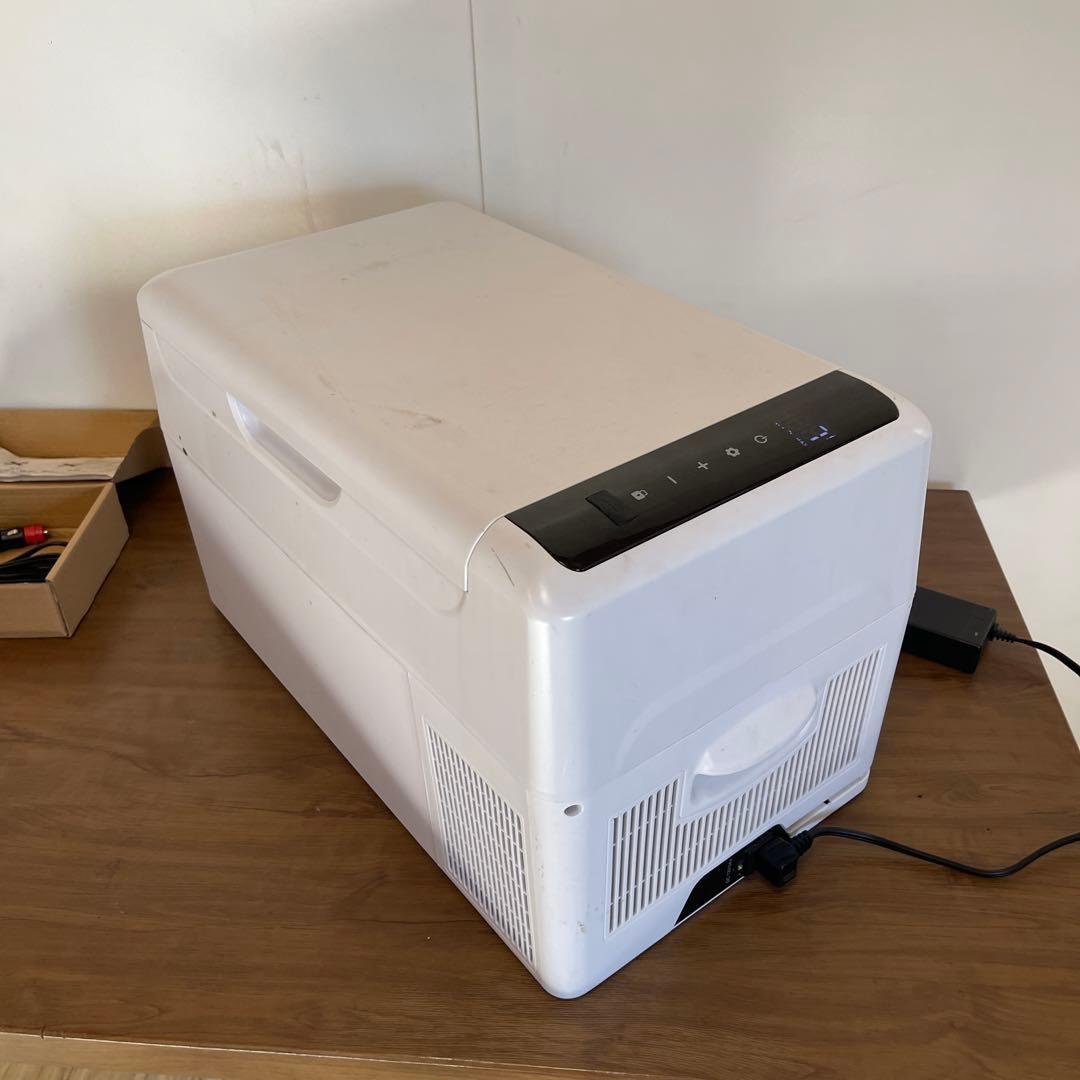 ホワイト冷凍庫 デジタル温度設定