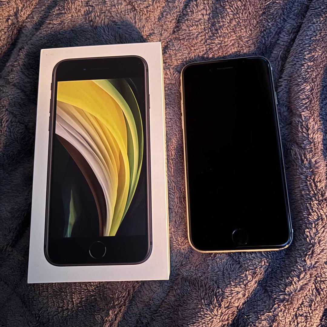 【ジャンク品】iPhonese3 第三世代 64gb SIMフリー 初期化済