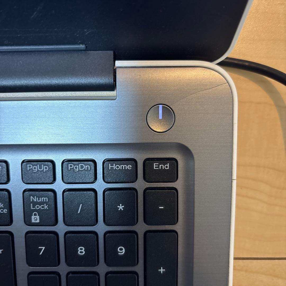 DELL Inspiron 5567 core i7 メモリ8GB グラボ搭載