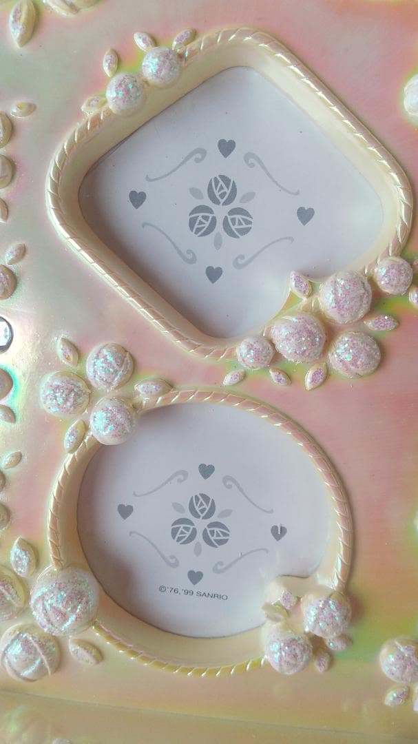 キティ　フォトフレーム　1999年　ダイヤ　ラメ　写真立て　ホワイト