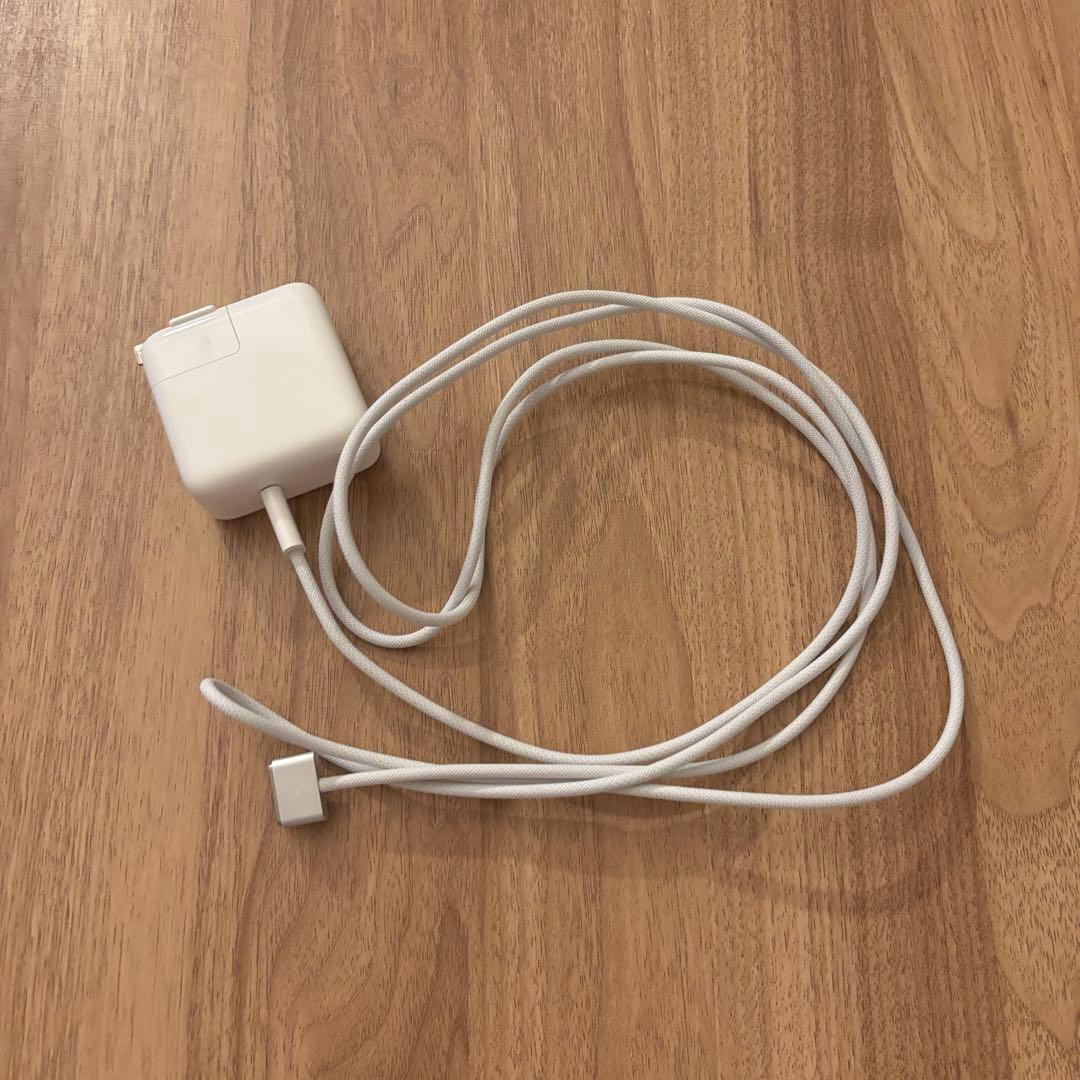 MacBook本体 MacBook Air2025 M4 16GB 256GB SSD