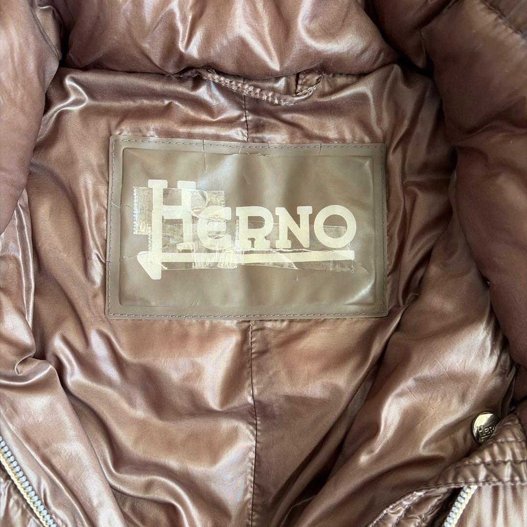 本日のみ　ヘルノ　HERNO ダウン　ブラウン　超軽量　ベルトファーフード　３８