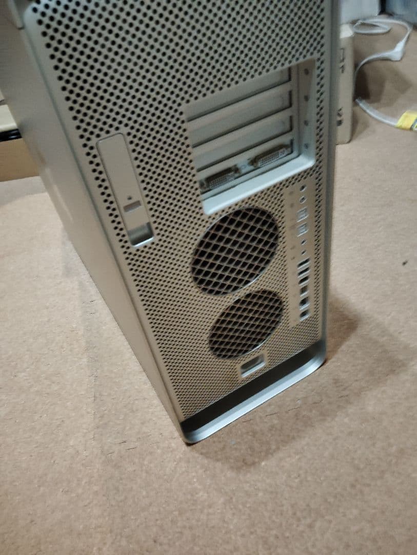 サーバー Apple Mac Pro (Mid 2010)