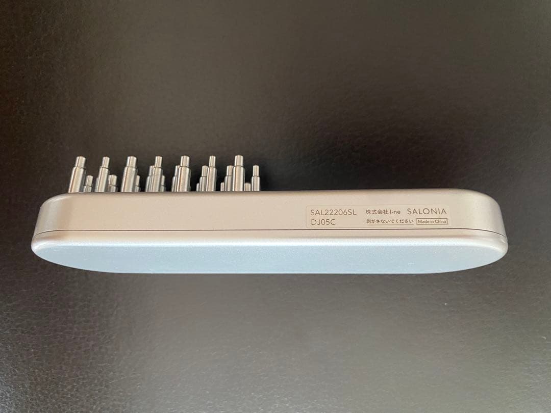 【美品】SALONIA スカルプブラシ モード切替機能付き