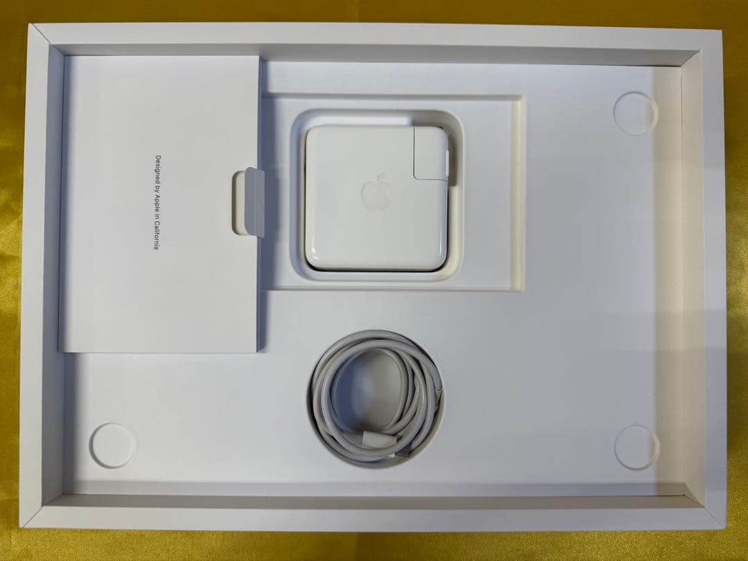 MacBook本体 MacBook Pro 13inch 2022 16GB/512GB/M2