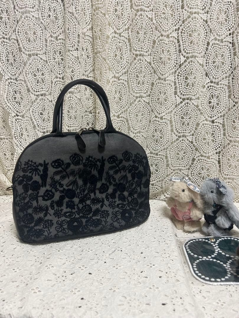 50927A ミナペルホネンハンドメイド　おすましブガッティM