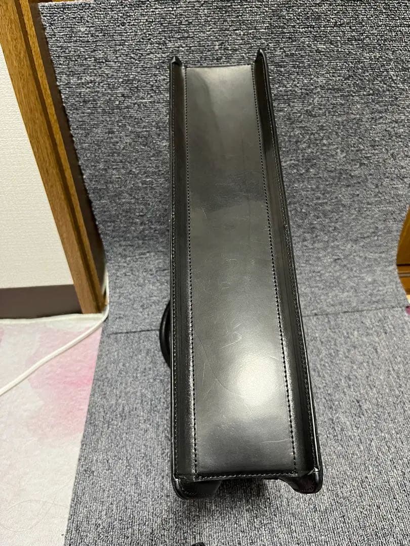 【肉や】aniary アニアリ　ビジネスバッグ　ブリーフケース