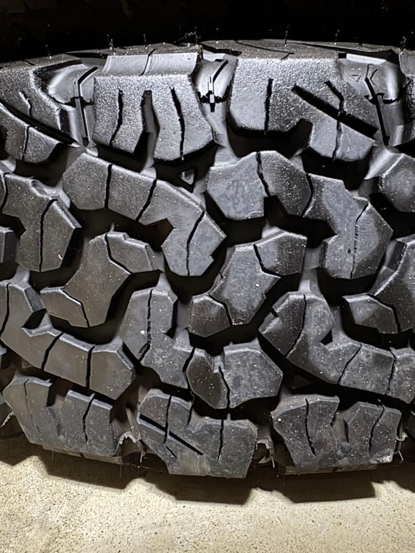 MKW ＭＫ-46 BFGoodrichオールテレーンタイヤ　225/70R16