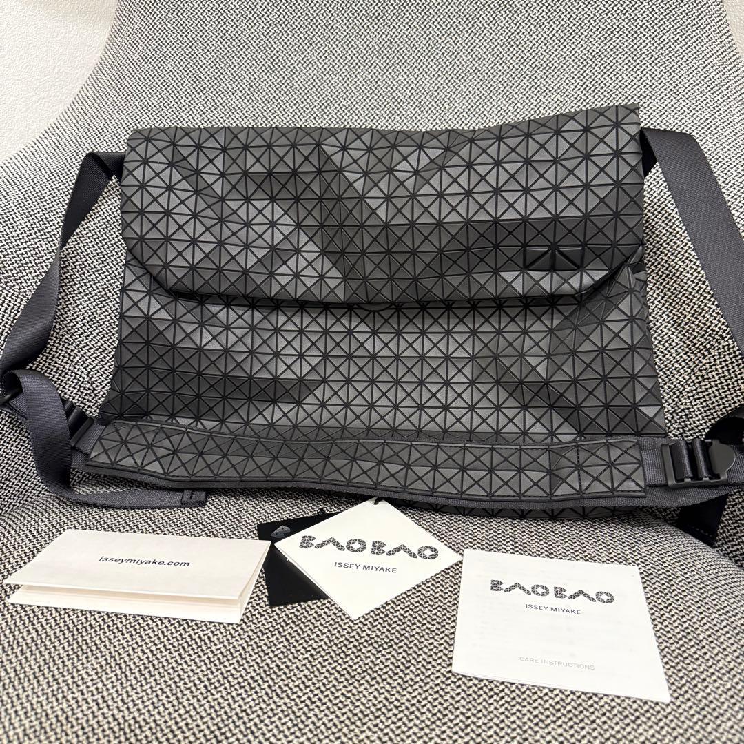 【極美品】BAO BAO ISSEY MIYAKE メッセンジャーバッグ