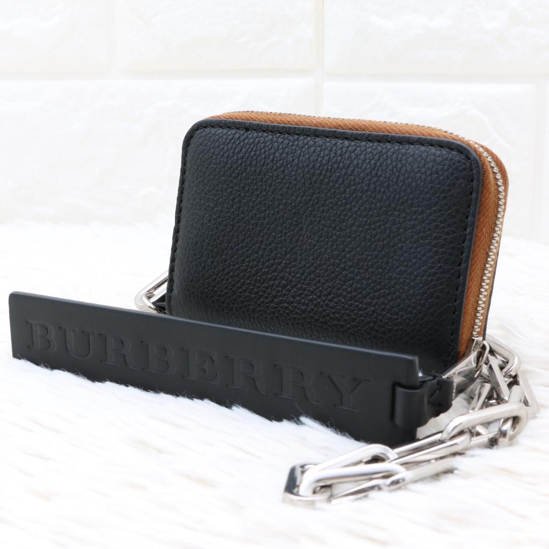 極美品 バーバリー レザー チェーン付 パース ケース ロゴプレート