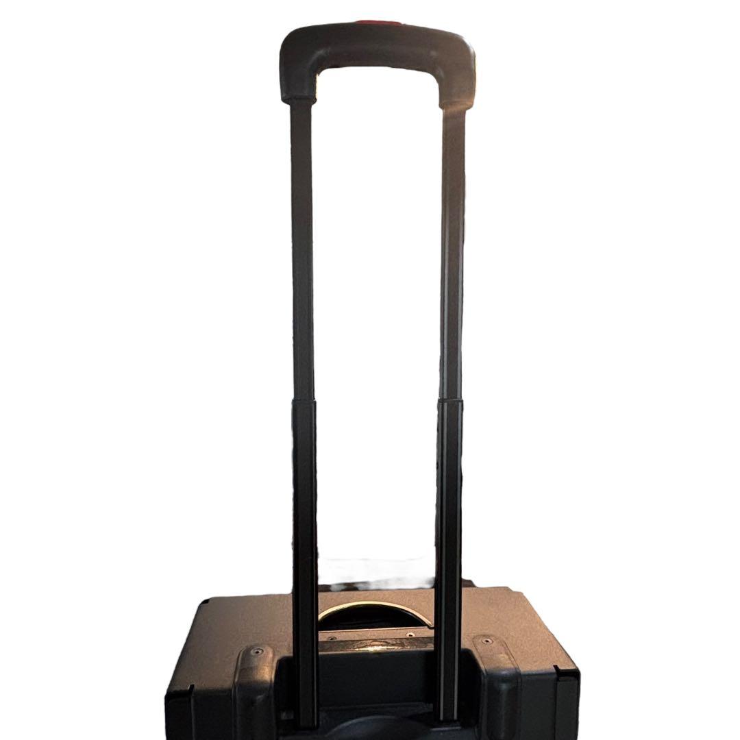 ZÜCA ズーカ フライヤートラベル　32L 機内持ち込　2輪　キャリーケース