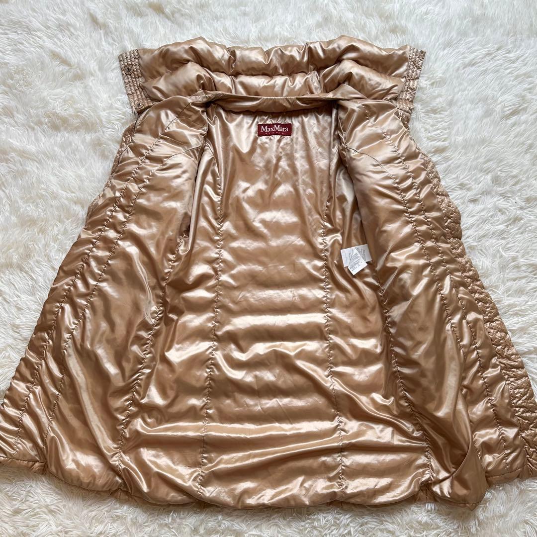 マックスマーラ ステュディオ ダウンコート Aライン ハイネック ベージュ 光沢