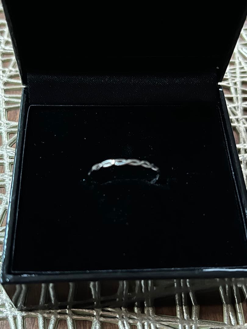 【ララクリスティー】リング ブリオン ウェーブ PT900 プラチナ 11号