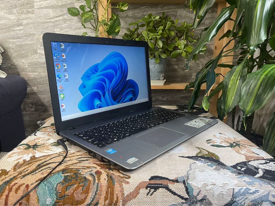 今だけ価格❤️ホワイトノートパソコン♡Windows11♡高性能corei3