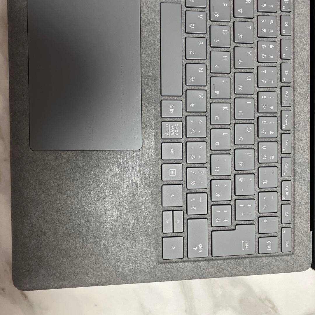 美品Microsoft Surface Laptop 4 本体　充電回数29回