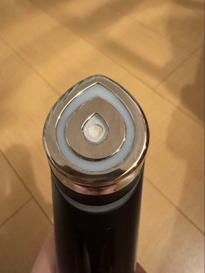 ブラック美容器 充電ケーブル付き　ヘッドキャップ付き