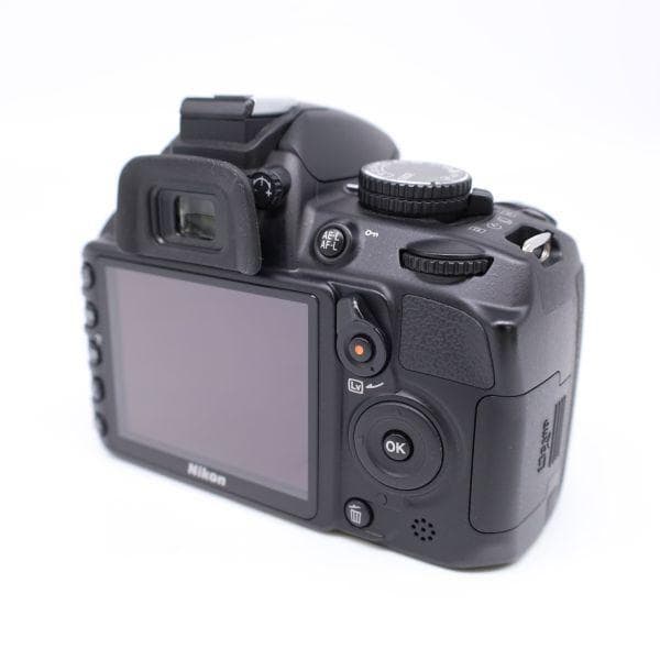 ショット数1,785！■ほぼ新品■ NikonD3100