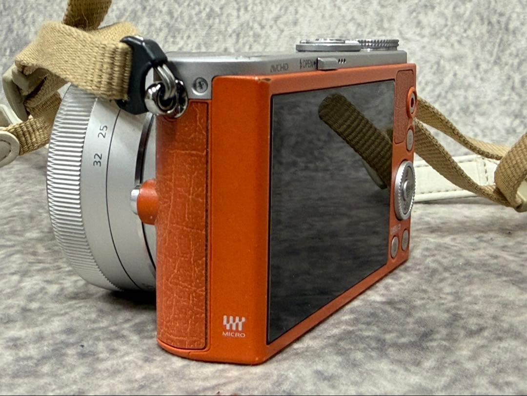 デジタルカメラ LUMIX DMC-GM1K