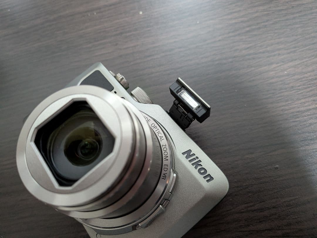 Nikon COOLPIX A1000 シルバー ニコン デジカメ 美品