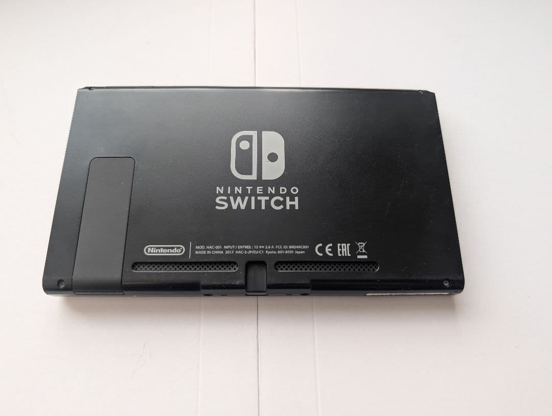 Nintendo Switch 本体＋ドック＆プロコン等(本体バッテリー交換要)