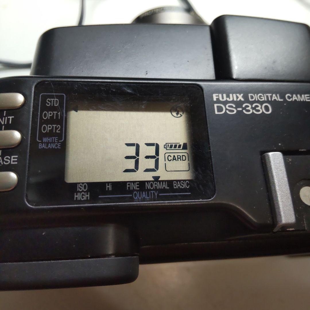 デジタルカメラ FUJIFIJM DS-330 Vintage Digital Camera