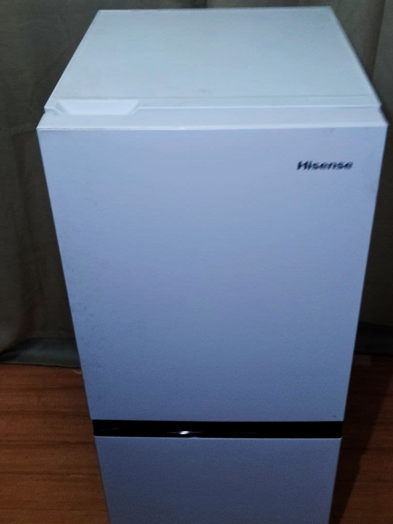 ナップ　地域限定　22年製★ハイセンス 135L 冷蔵庫HR-D13E2W