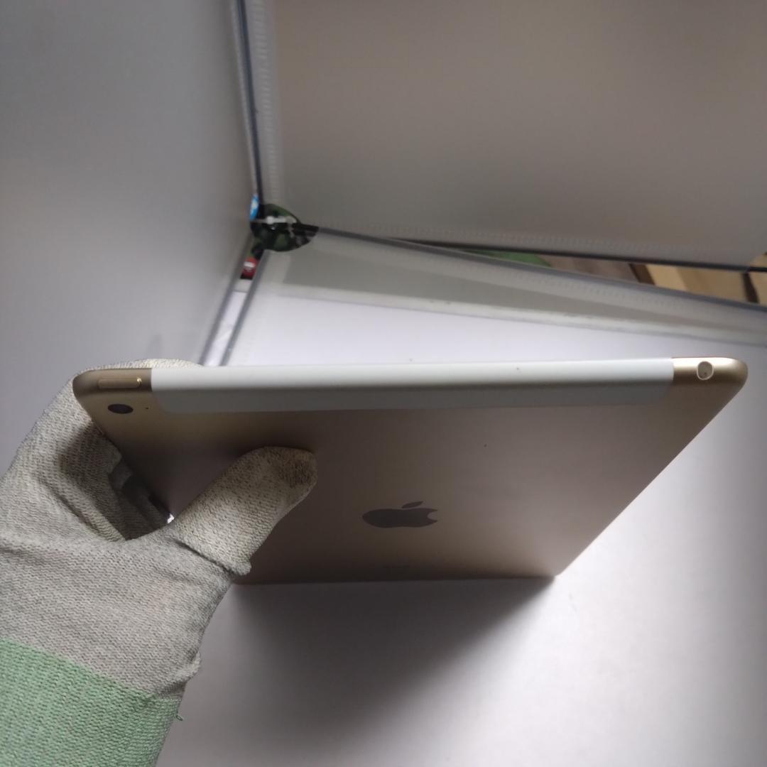 Apple iPad Air2 MH1C2J/A　ROM:16GB　動作中古