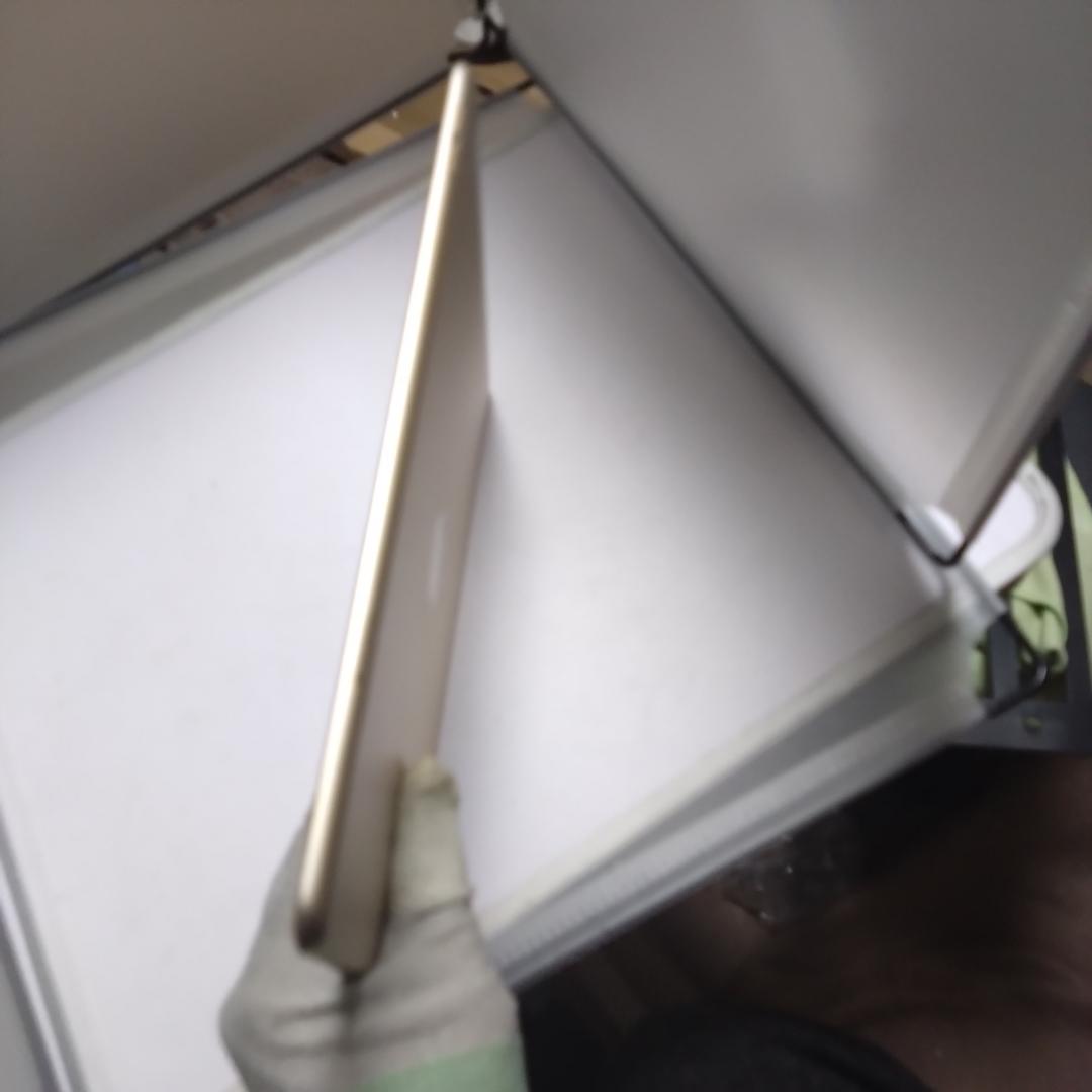 Apple iPad Air2 MH1C2J/A　ROM:16GB　動作中古