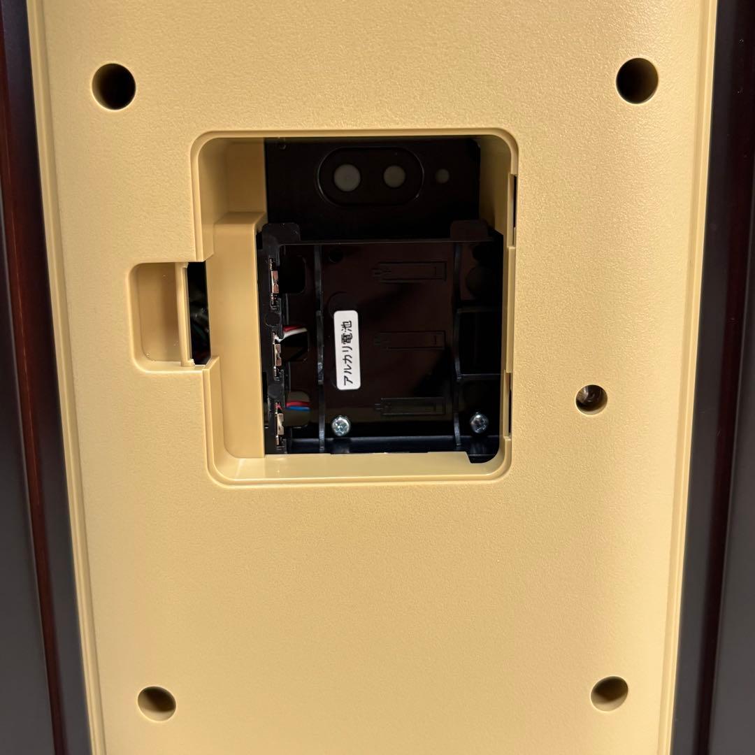 ✨未使用品✨ SEIKO エンブレム 電波置き時計 HW582B 2025.1