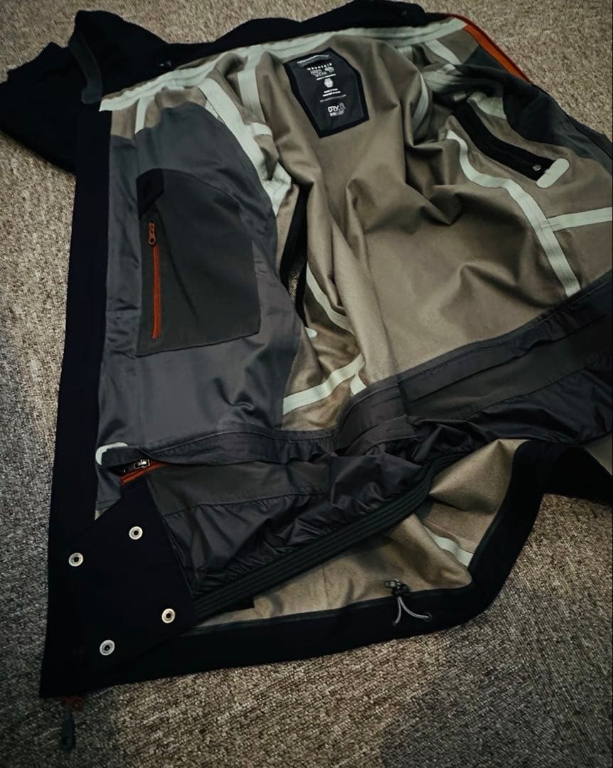 Mountain Hardwear マウンテンハードウェア