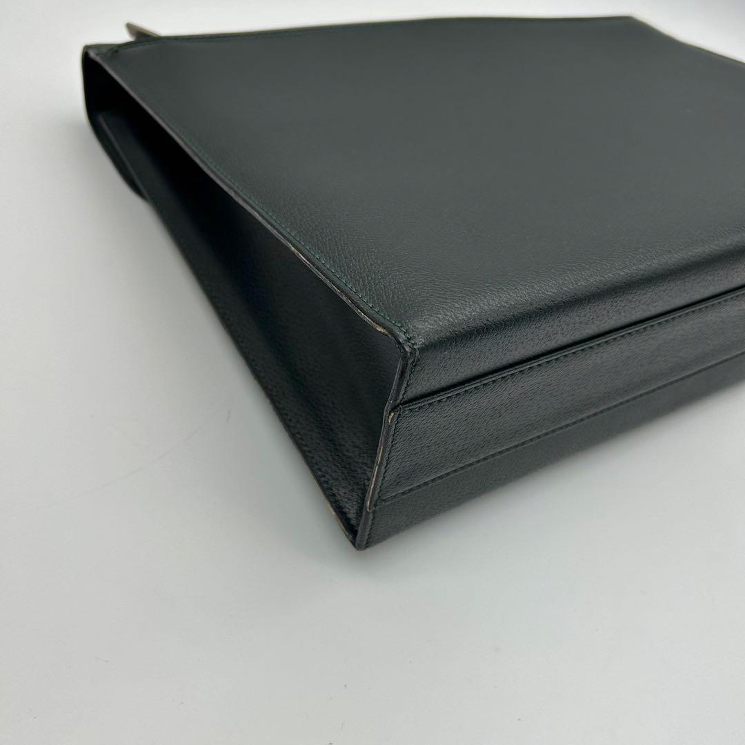 【極美品】　アクアスキュータム　ビジネスバッグ　オールレザー　濃緑　A4　自立