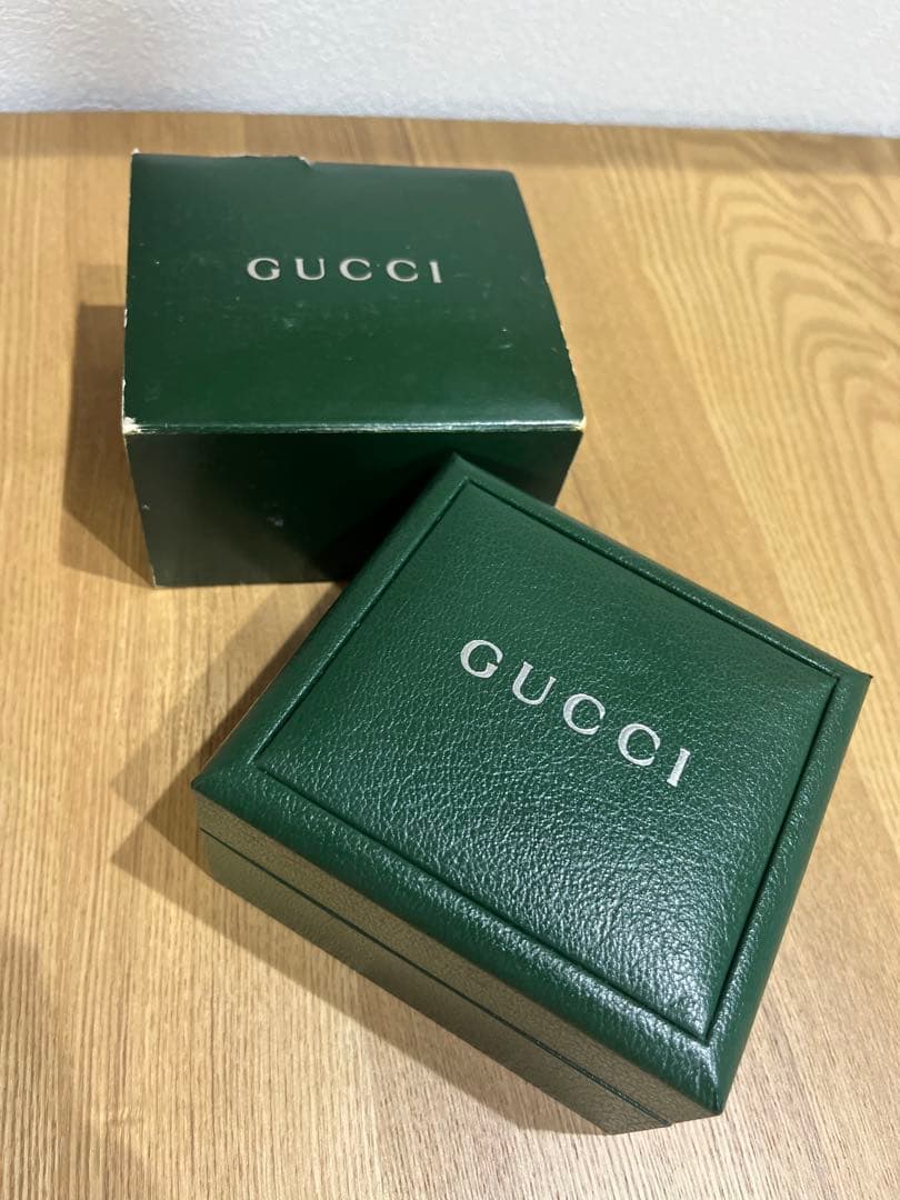 グッチ チェンジべゼル 11色