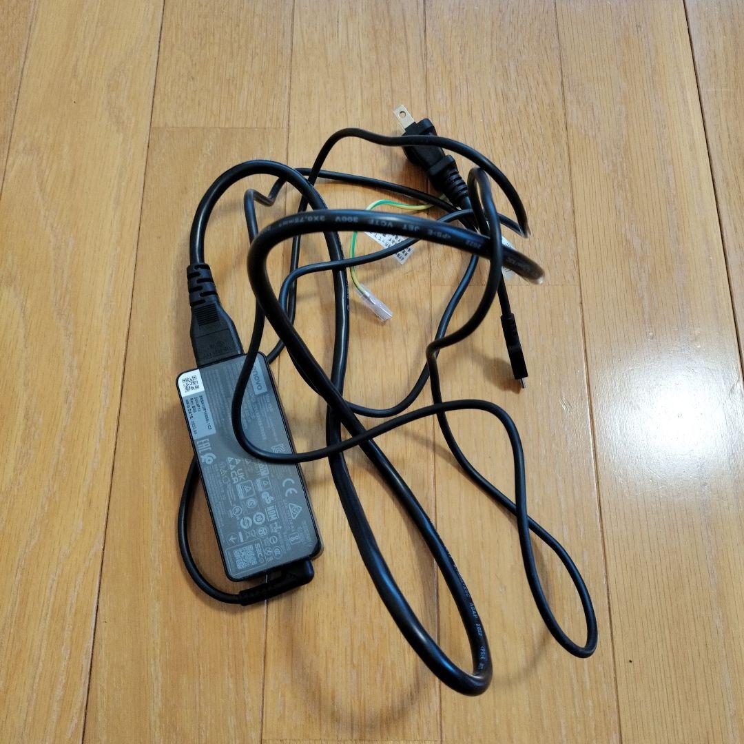 Lenovo 300e Chromebook Gen 3　充電ケーブル付属