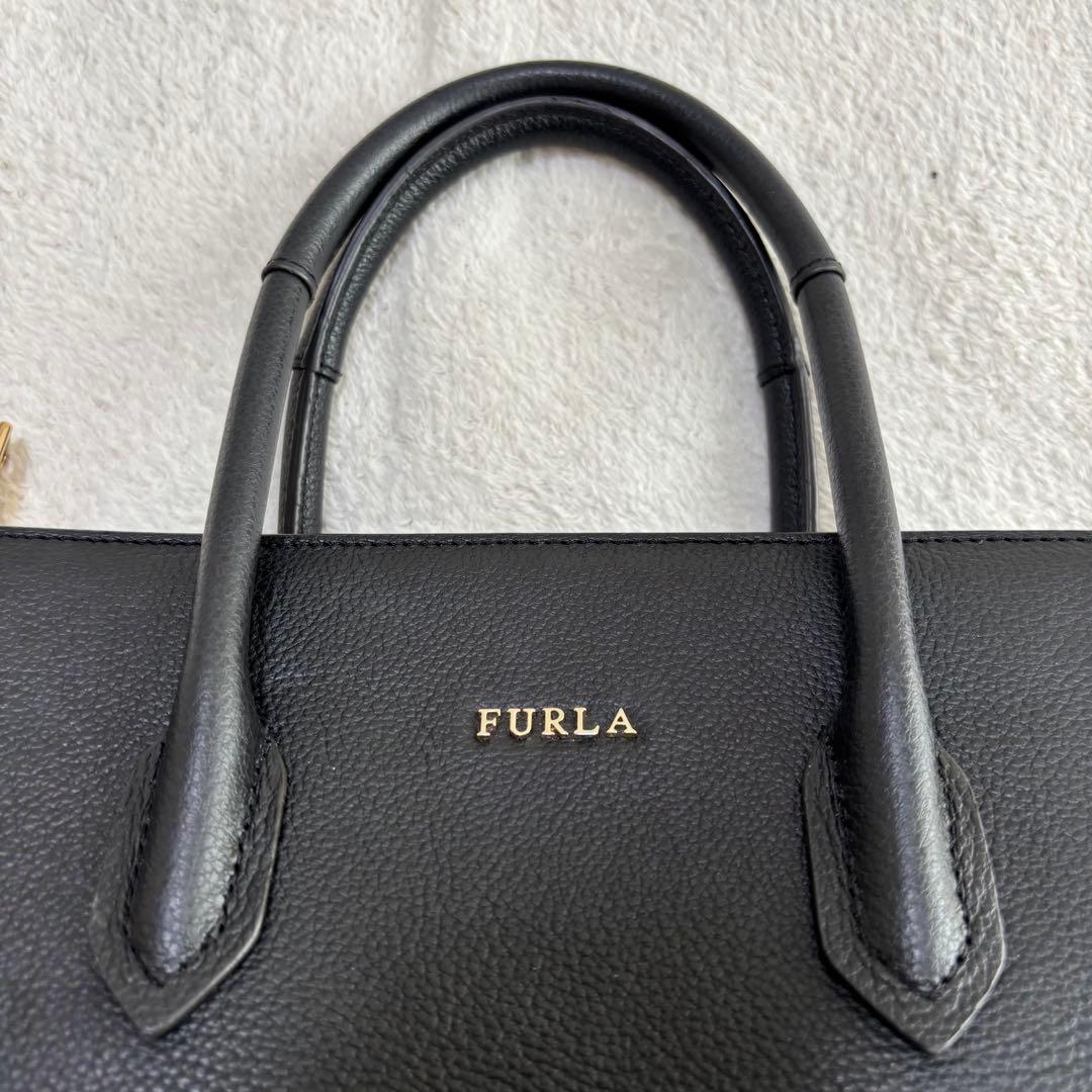 ✨️美品 FURLA フルラ PIN レザー ハンドバッグ 2WAY ブラック