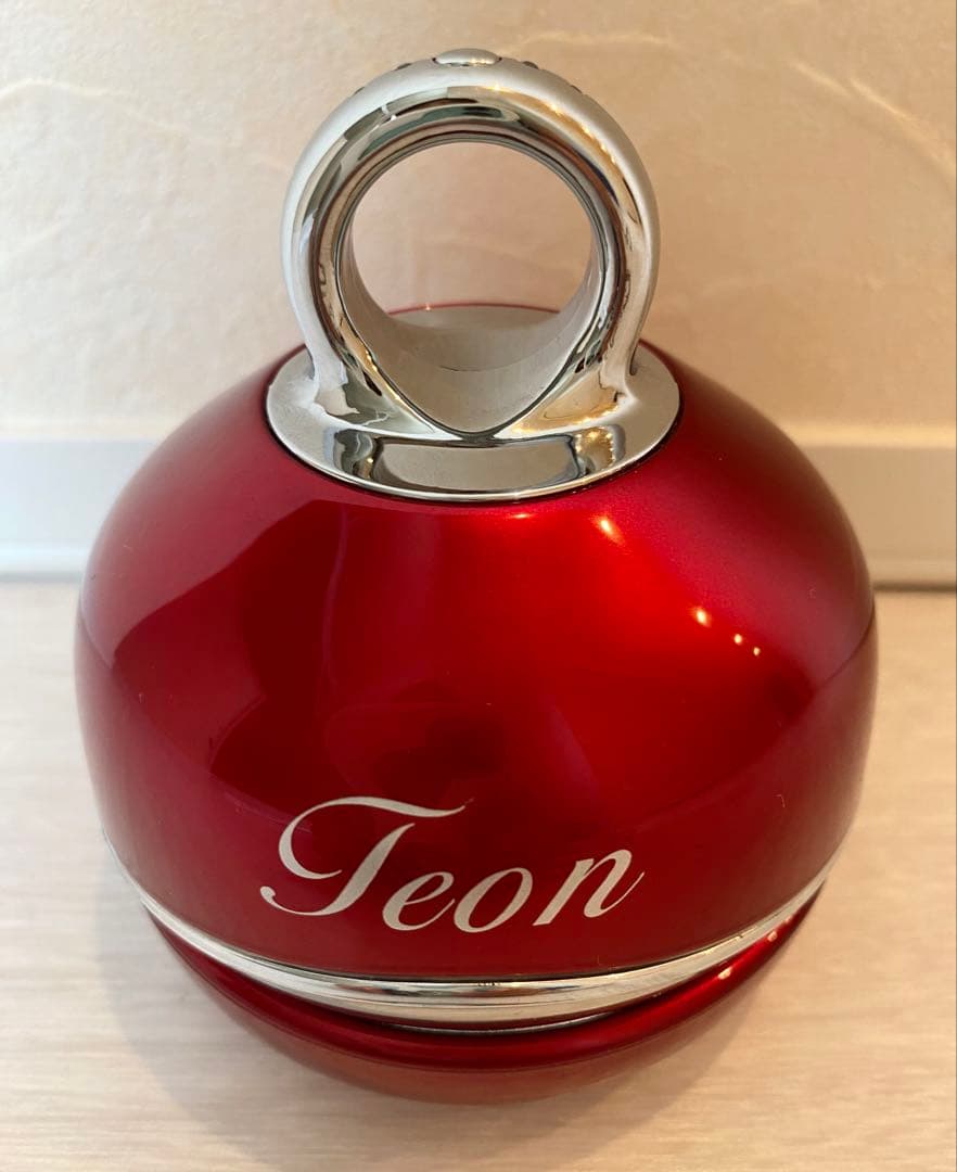 アミン　リファイン　Teon エステ・マッサージャー 赤