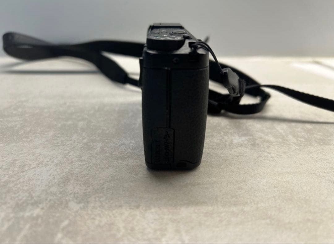 【美品】RICOH GR DIGITAL IV 広角レンズ、革製のカバー付