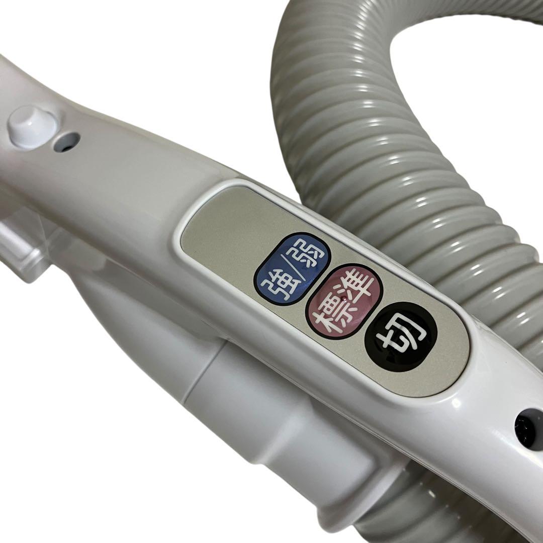 日立　紙パック式　掃除機　クリーナー　かるパック　CV-KV70M 2025年製