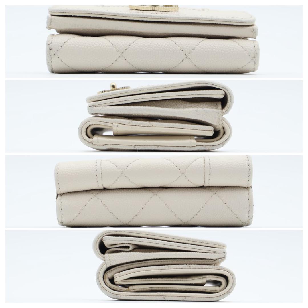 【極美品】CHANEL マドモアゼル　三つ折り財布　オフホワイト