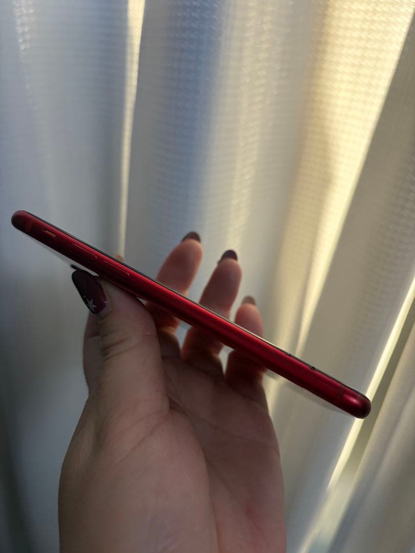 Apple iPhone SE (第2世代) REDジャンク品