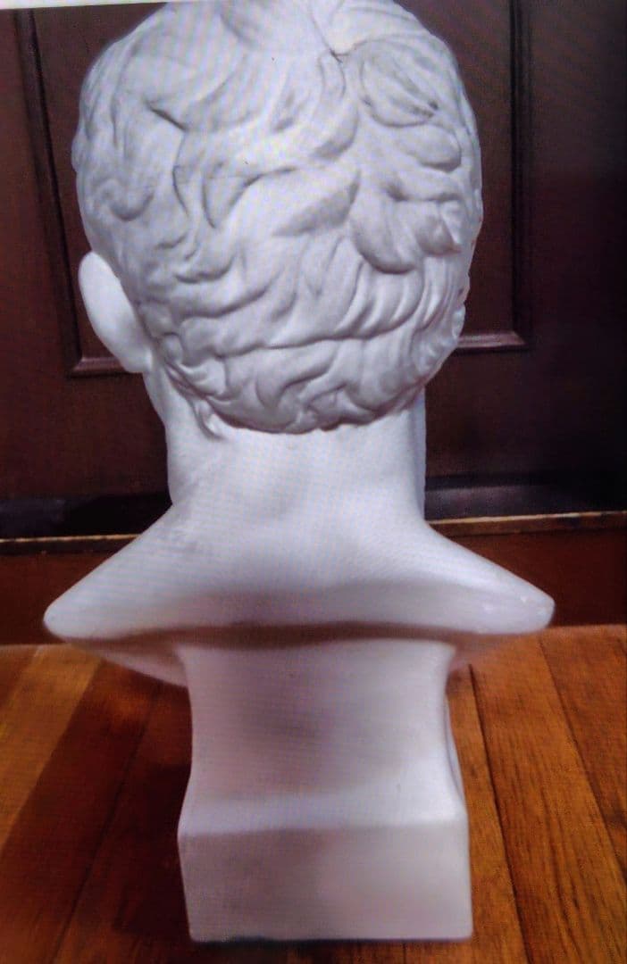 Ouuです！石膏像　アグリッパ　彫刻胸像