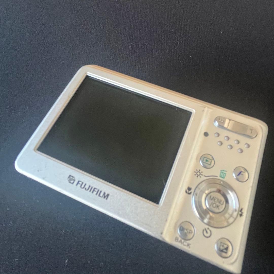 FUJIFILM finepix F30 コンデジ