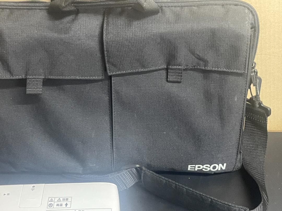 EPSON EB-1776W プロジェクター 117時間