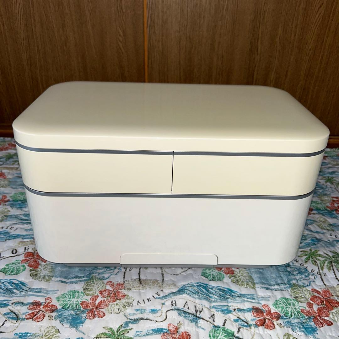 サキナ美顔器ビジュー　クレンジング&マッサージとモイスチャーエッセンスジェル付き